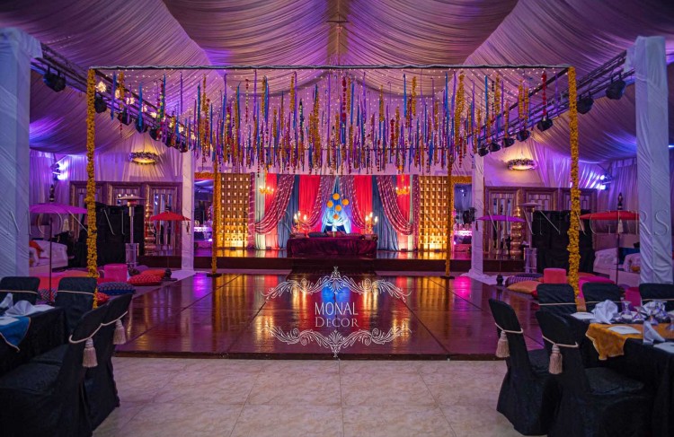stage+dance floor_tables